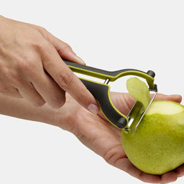 https://www.chefn.com/cdn/shop/files/chef-n-freshforce-3-in-1-peeler-103-465-120-17017014026380_266x355.jpg?v=1699395393