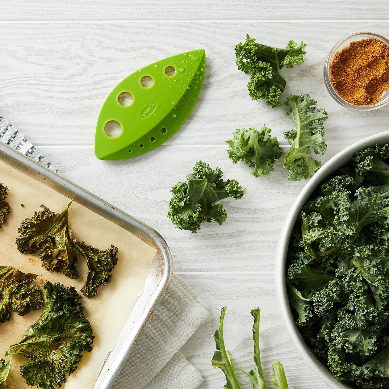 Chef'n Fruit & Vegetable Prep/Cutting & Chopping LooseLeaf Kale and Greens Stripper